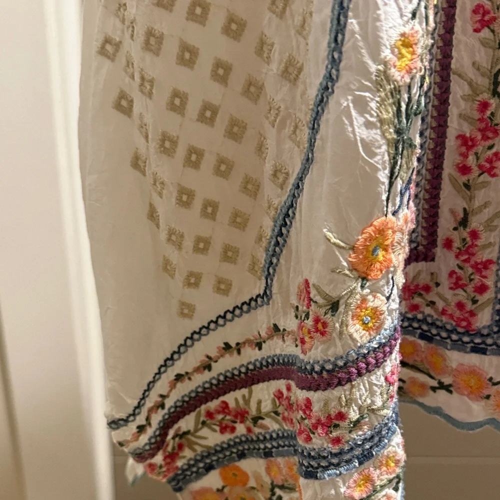 Johnny Was White Embroidered Floral Tunic with Blue and Yellow Accents - Picture 4 of 9